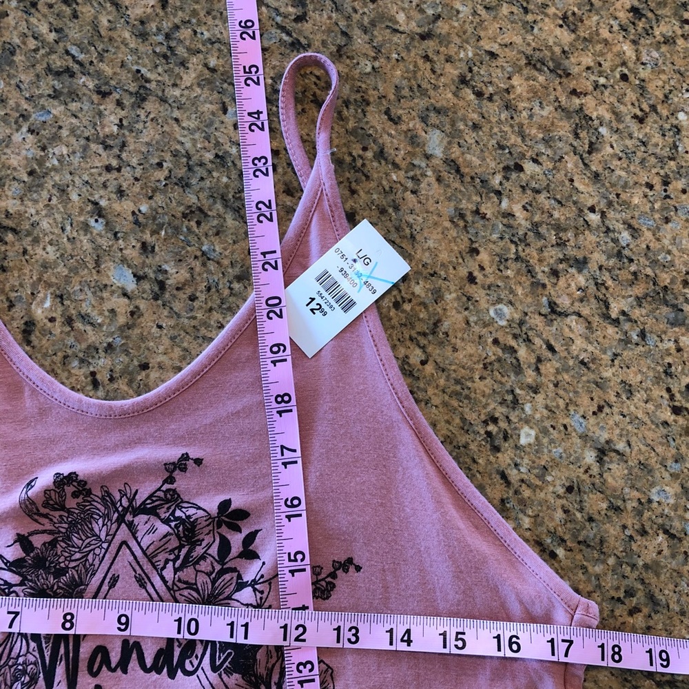 LAST ONE: LARGE NWT “WANDER THIS WAY” PEACH TANK - Picture 6 of 7